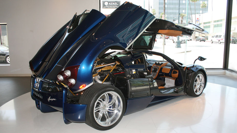 Illustration for article titled The Pagani Huayra Is A Girl. A Bad Girl.